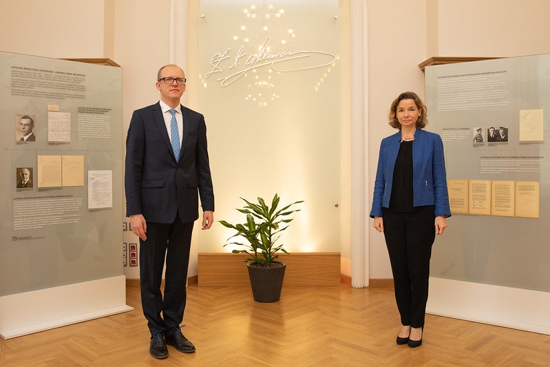 State Secretary meets with new French Ambassador during her accreditation visit