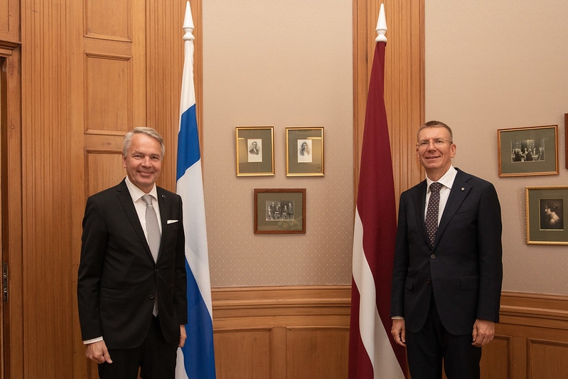 Edgars Rinkēvičs commends the close political relations between Latvia and Finland
