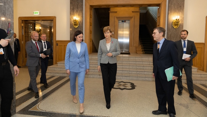 Ārlietu ministre Baiba Braže tikās ar Baltkrievijas opozīcijas līderi un Apvienotā pārejas kabineta vadītāju Svjatlanu Cihanousku