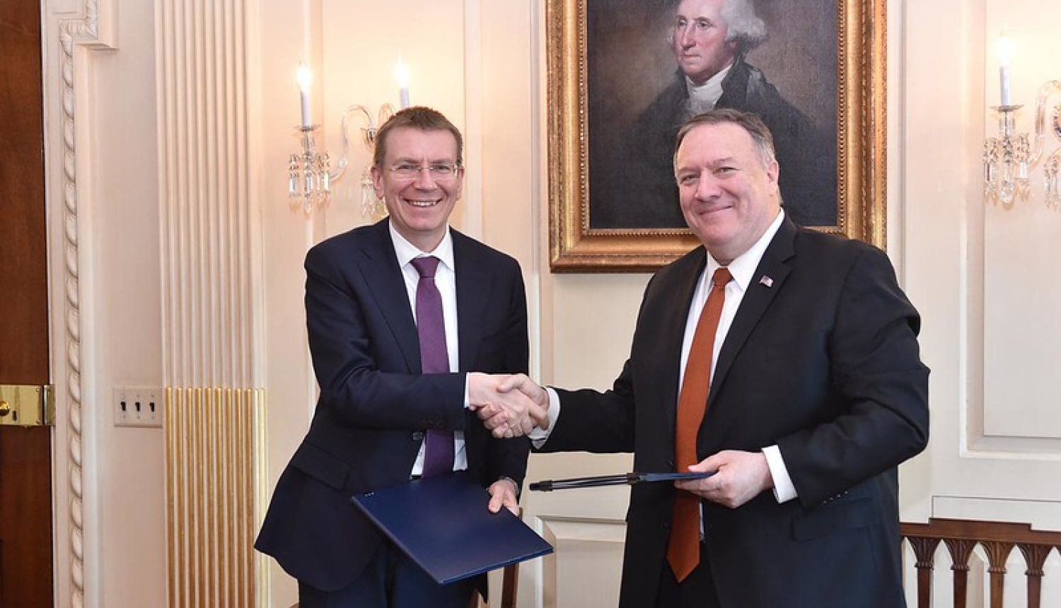 The Latvian Foreign Minister Edgars Rinkēvičs, and the United States Secretary of State, Mike Pompeo, sign a United States-Latvia Joint Declaration on 5G Security
